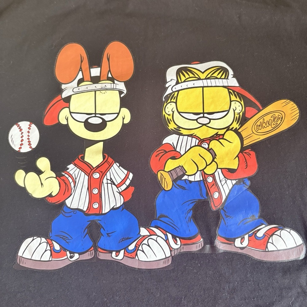 Garfield and Odie mens Graphic t-shirt Size Small Boxy Street Wear Hip Hop
